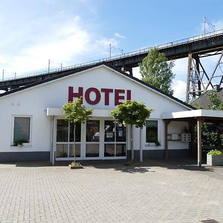Hotel O'Felder Osterrönfeld Exteriör bild